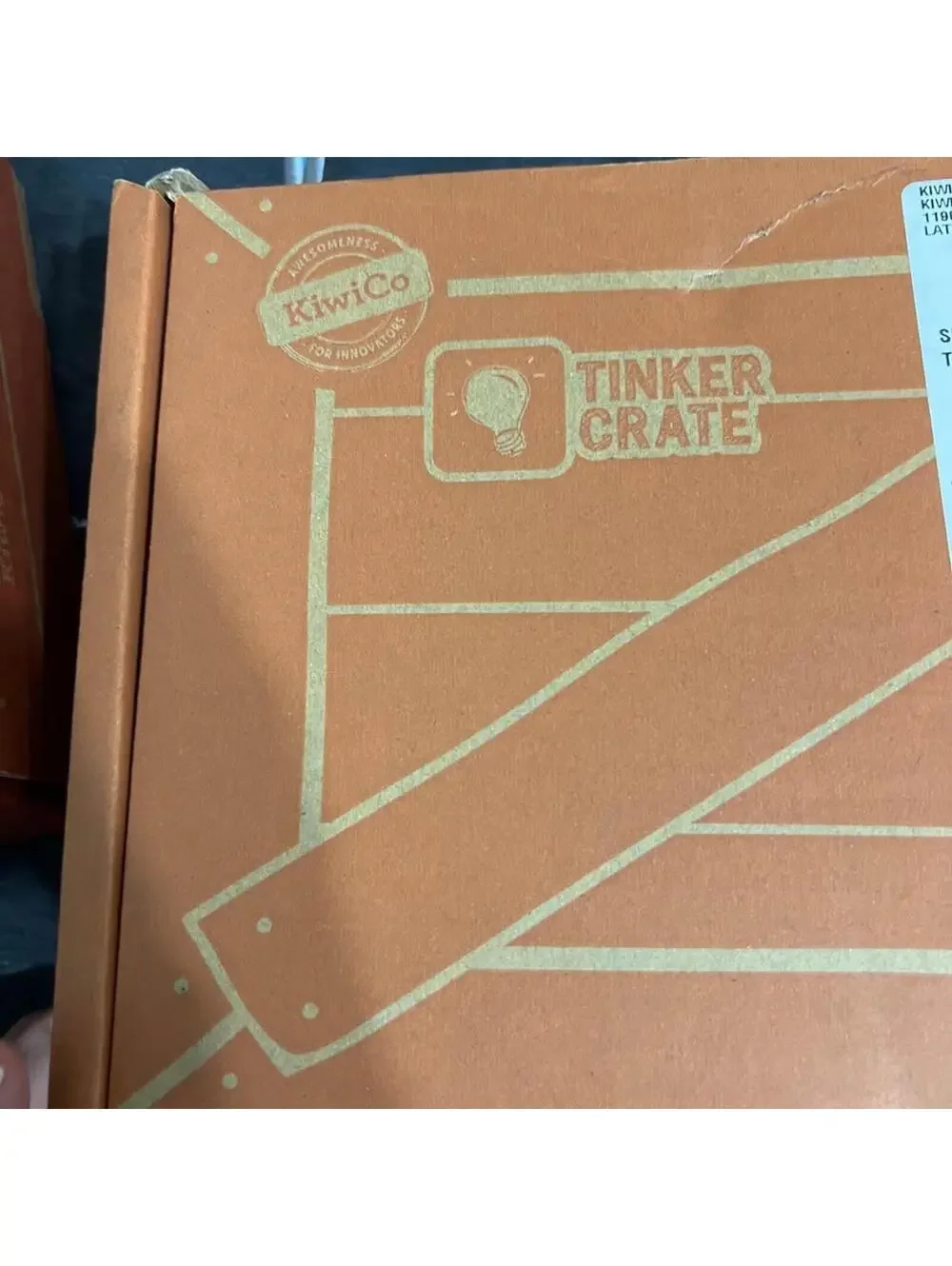 KiwiCo Tinker Crate Spin Art Machine STEM Kit NEW